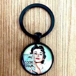 Retro Style Pinup Lady Keychain NWT